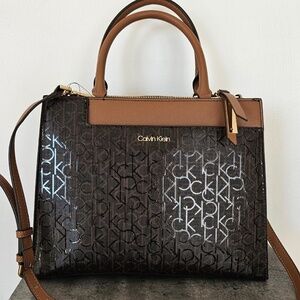 Calvin Klein Edie Logo Print Tote